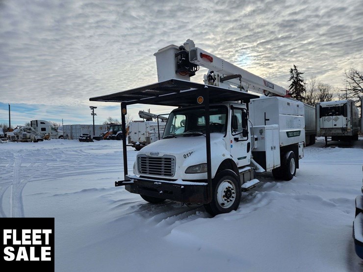 2020-freightliner-m2-106-image-1