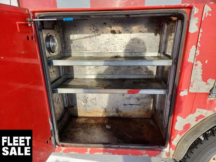 2009-ford-f550-image-33