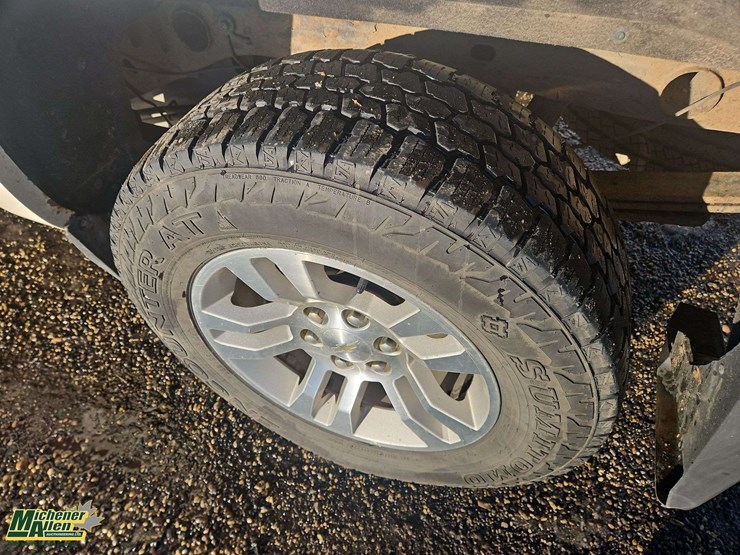 2014-chevrolet-silverado-1500-image-11