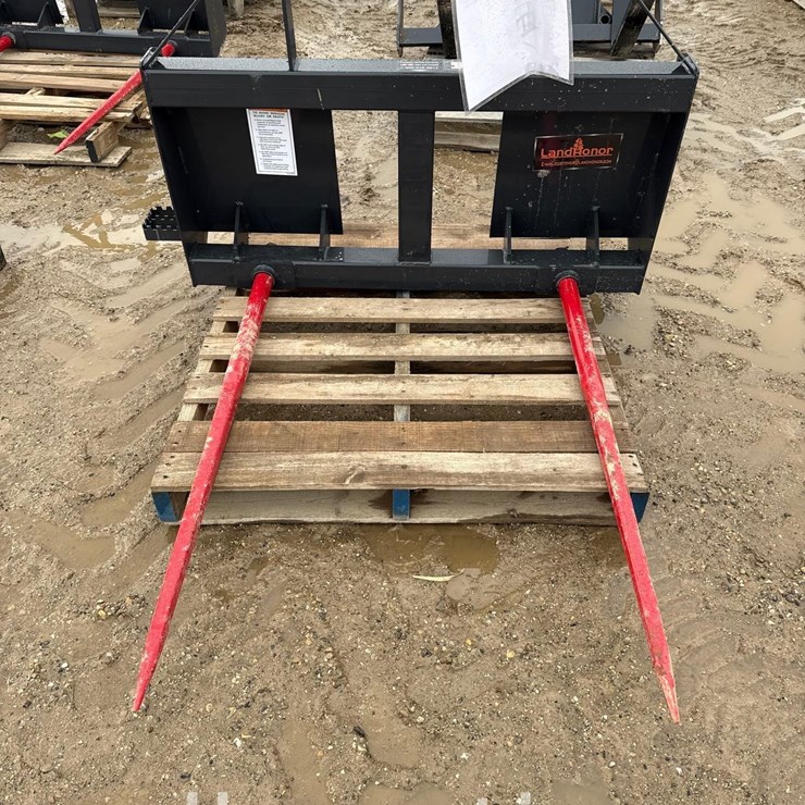 2753 - SKID STEER BALE SPEAR