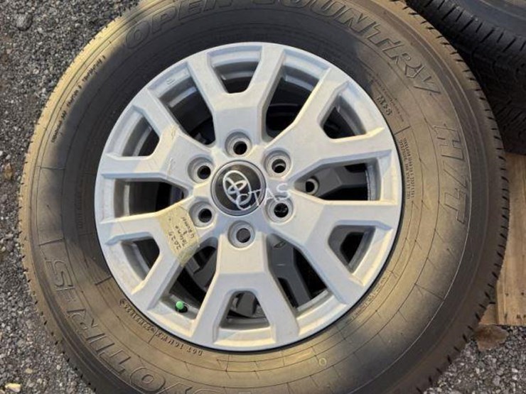 toyota-tacoma-image-3