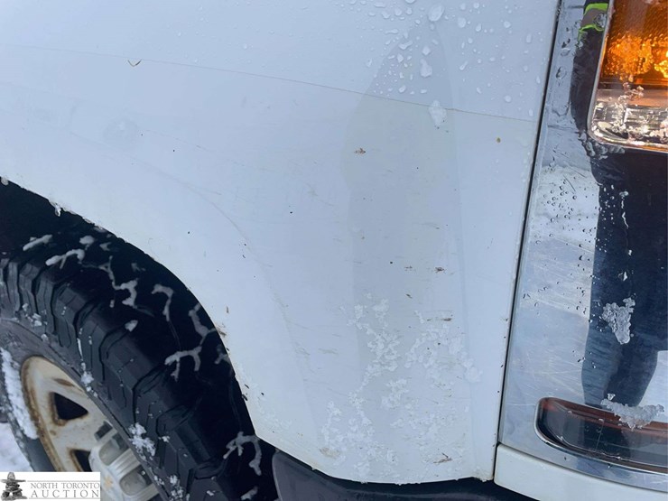 2016-chevrolet-silverado-1500-image-32