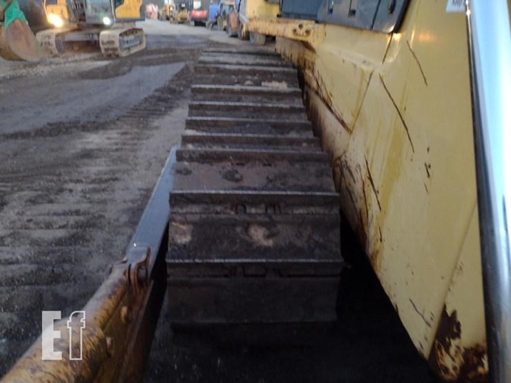 2004-komatsu-d65ex-15-image-38