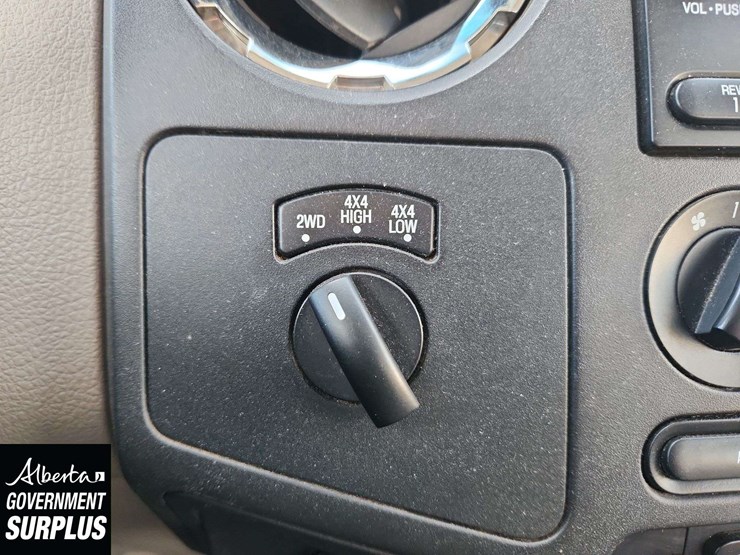 2008-ford-f350-image-23