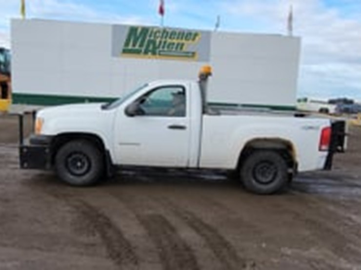 2010-gmc-sierra-1500-image-6