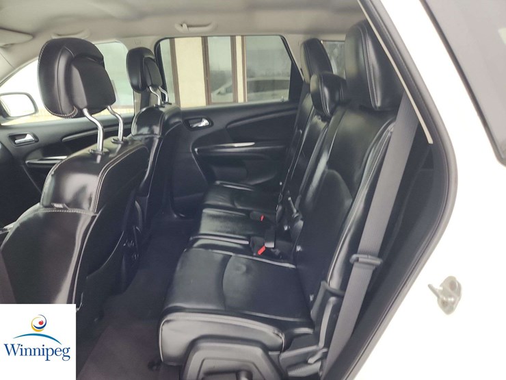 2011-dodge-journey-image-12