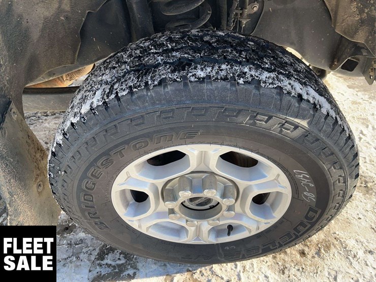 2021-ford-f350-image-13