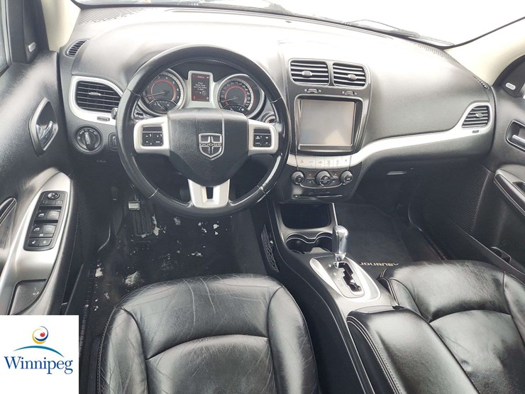 2011-dodge-journey-image-11