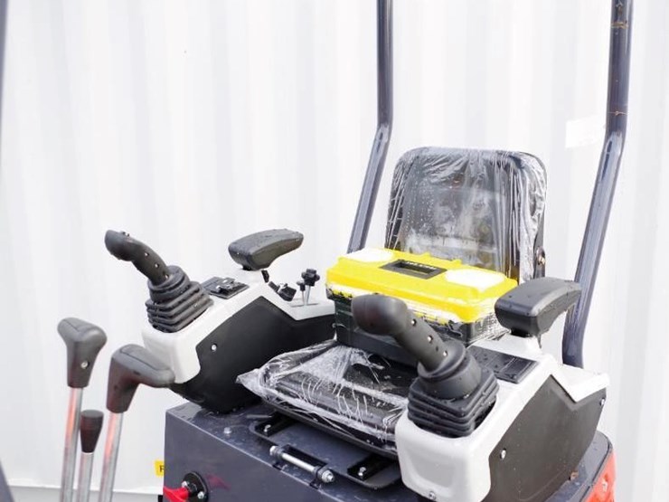 2025-cfg-industrial-mx15rx-mini-excavator-w/-pilot-system,-rato-gasoline-engine,-unused-image-6