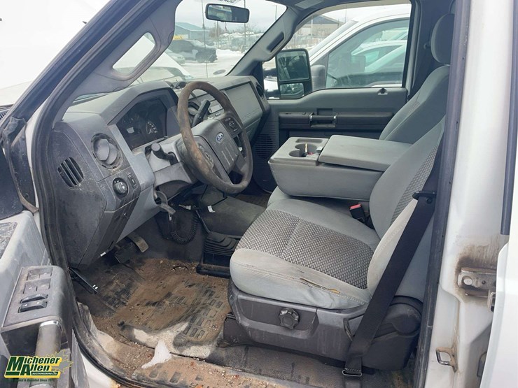 2011-ford-f250-image-11