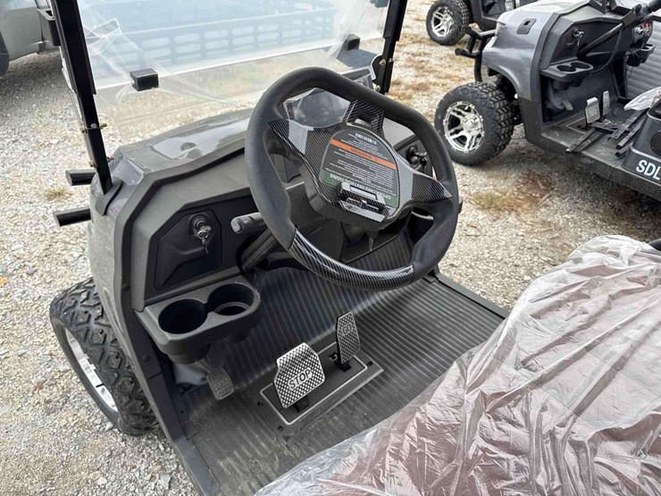2025-unused-sdlgc80-electric-golf-cart-image-10
