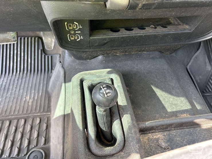 2019-dodge-2500-image-19