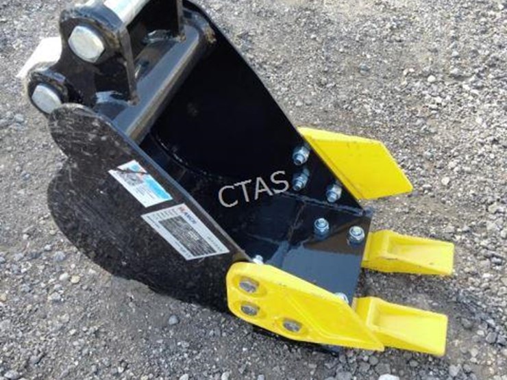#52-•-mini-excavator-20cm-toothed-bucket-image-4