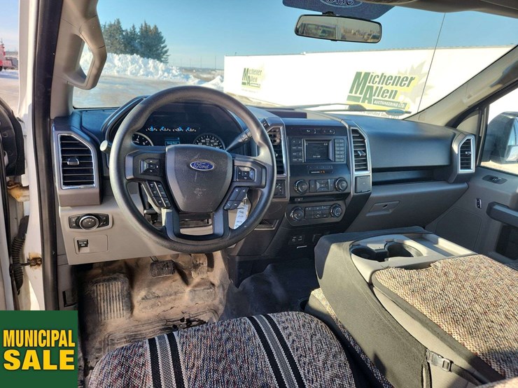 2015-ford-f150-image-16