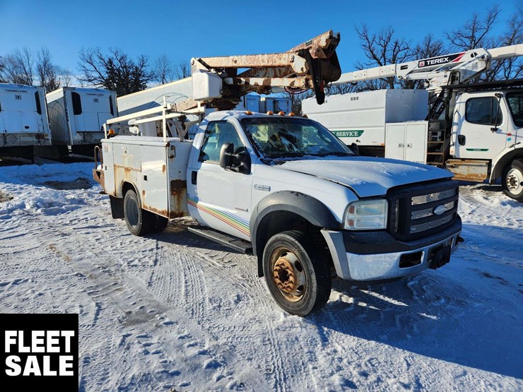 2007-ford-f550-image-2