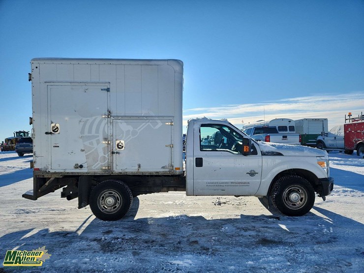 2015-ford-f350-image-8