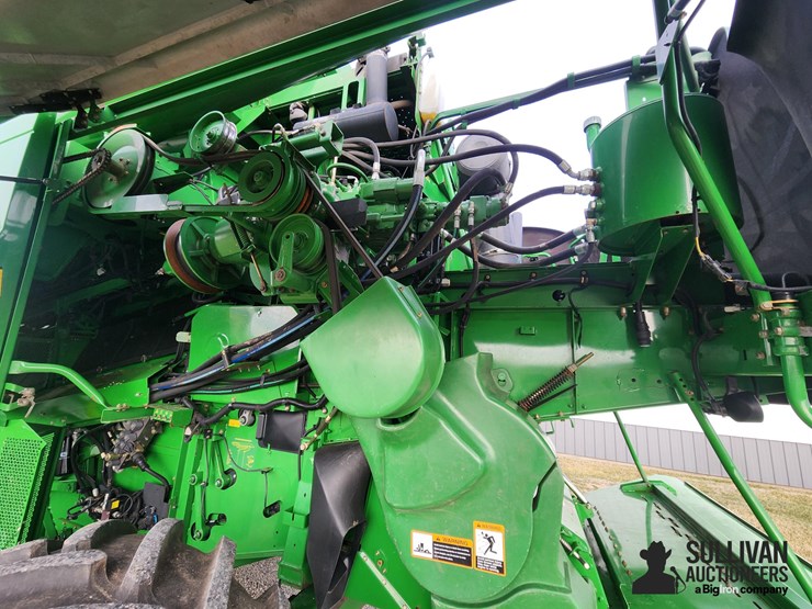 2008-john-deere-9670-sts-image-10