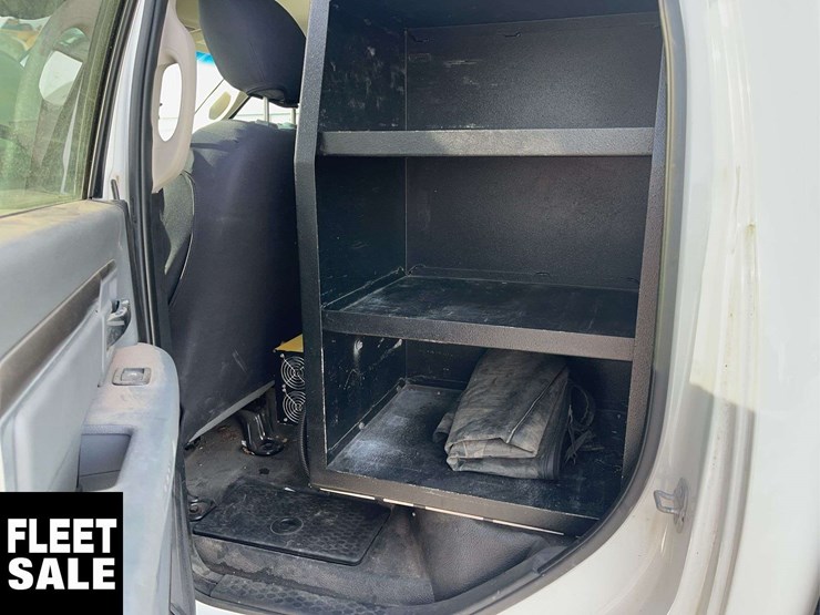 2015-dodge-2500-image-15