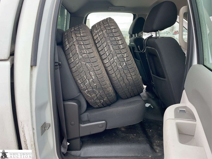 2013-chevrolet-silverado-1500-ls-image-28