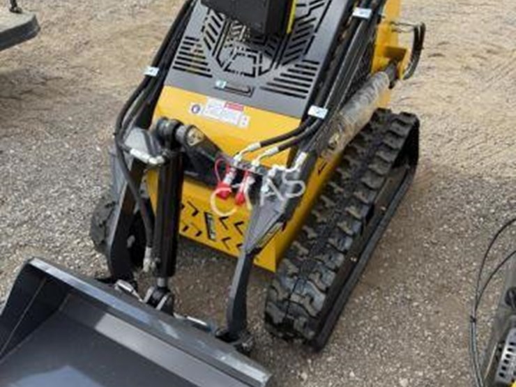 #123-•-mini-skid-loader---gas-(sdll60)-image-3