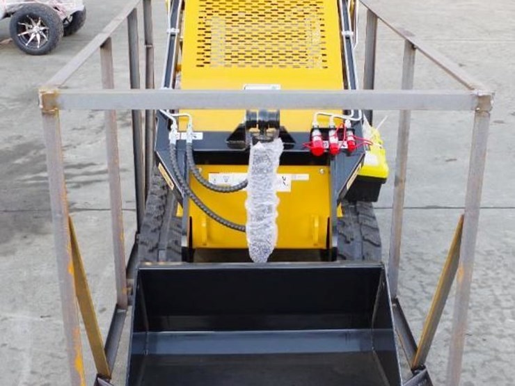 2025-agt-industrial-mx-mrt14-stand-on-mini-skid-steer-loader,-15hp-rato-gasoline-engine,-unused-image-4