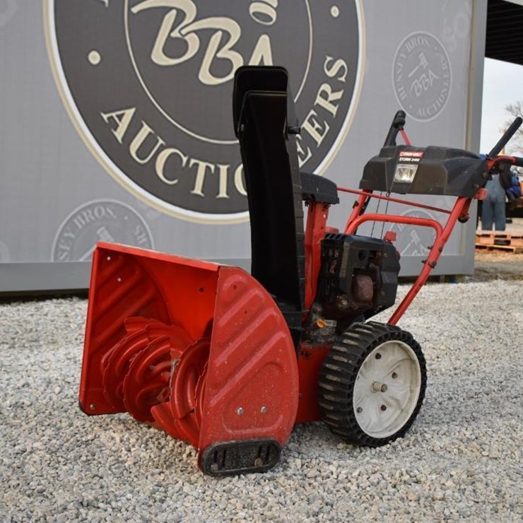 TROY BUILT STORM 2400 41330