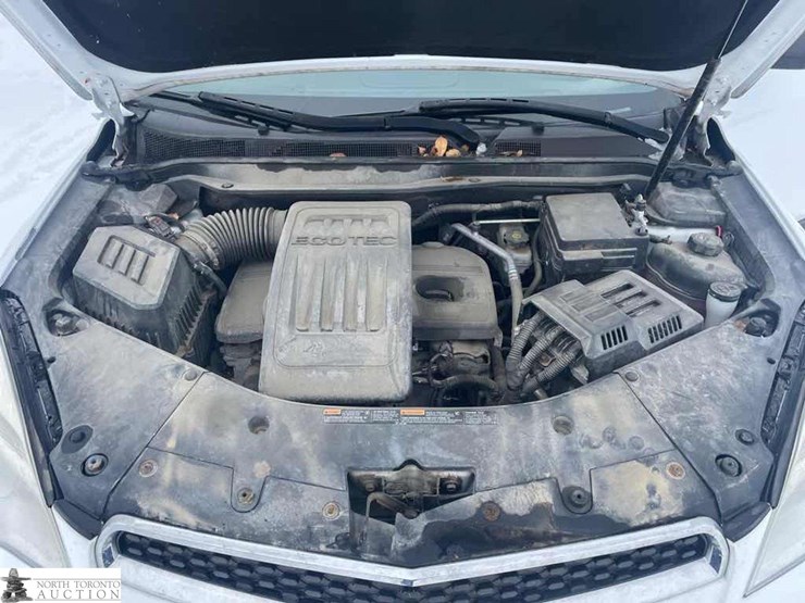 2015-chevrolet-equinox-ls-image-24