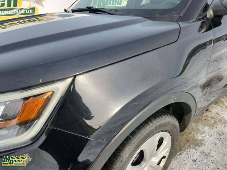 2019-ford-explorer-image-34