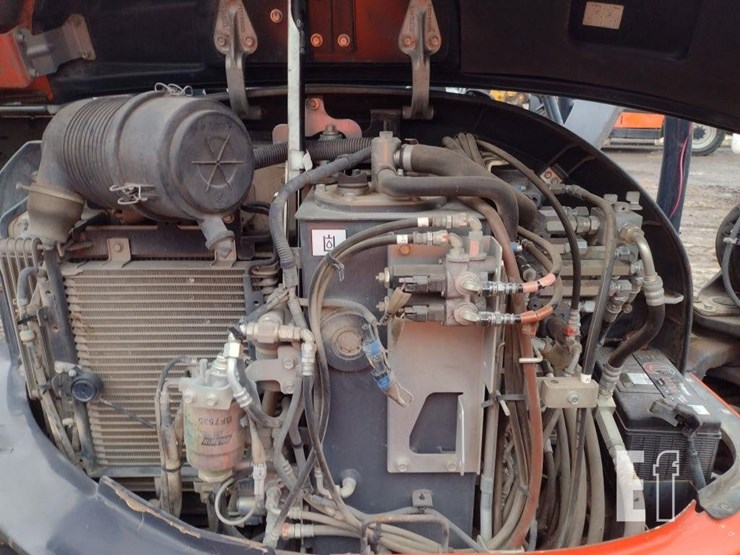 2019-kubota-u55-4-image-45