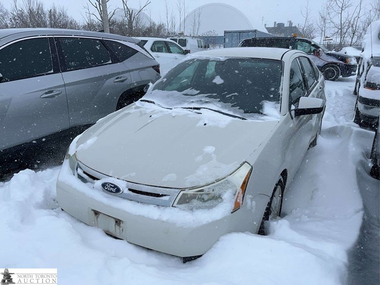 non-operable-2011-ford-focus-se-image-2