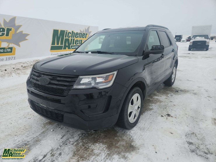 2019-ford-explorer-image-1