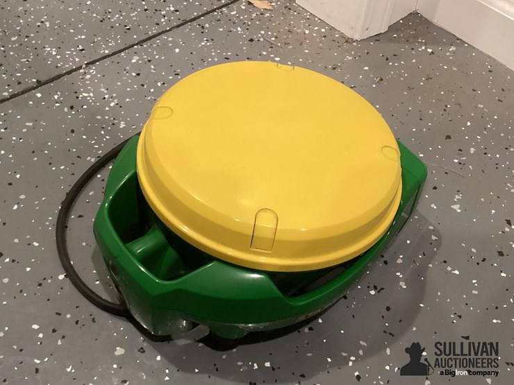 john-deere-7000-image-4