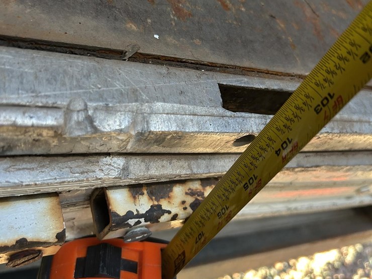 2016-volvo-f613-image-40