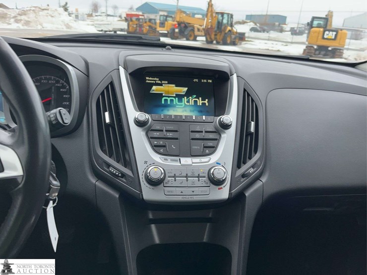 2014-chevrolet-equinox-image-16