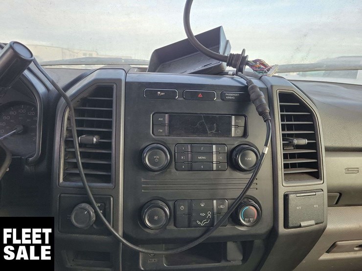 2017-ford-f350-image-16