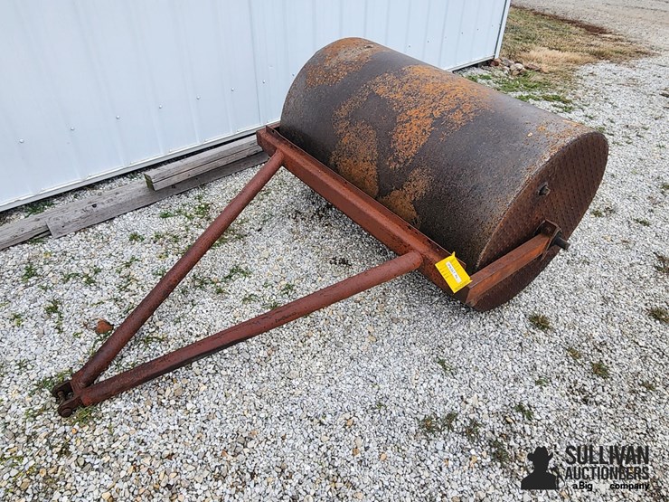 custom-pull-type-4'-lawn-roller-image-1