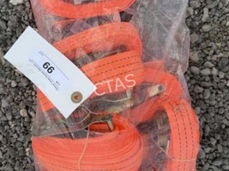 #99-•-(8)-ratchet-straps---3.8cm-x-5m-image-1