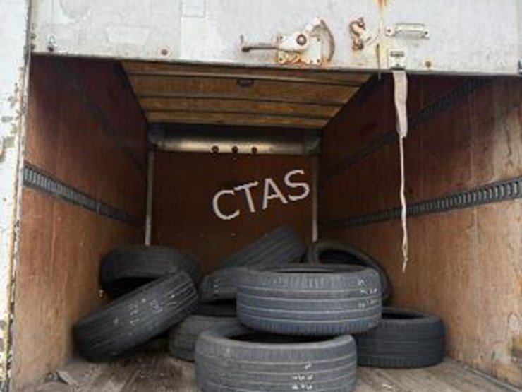 2005-dodge-3500-image-23