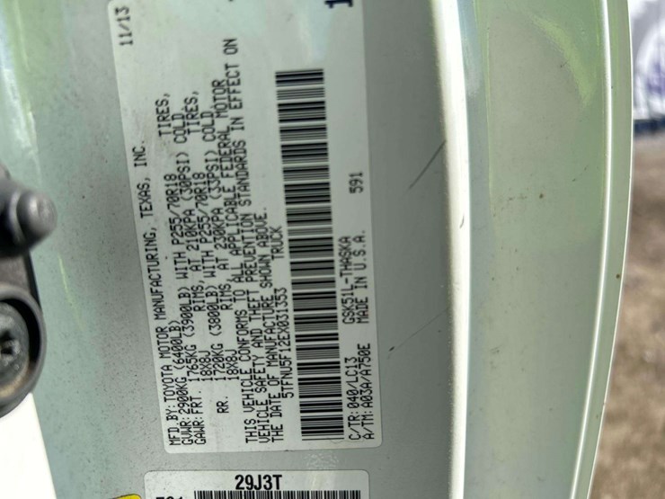 2014-toyota-tundra-image-5