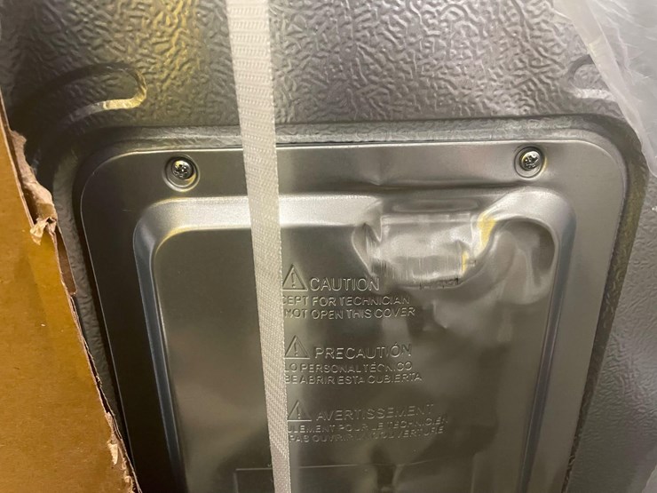 hisense-17.2-cu.-ft.-conter-depth-32"-w-bottom-freezer-refrigerator-fingerprint-resistant,-see-desc.-image-8