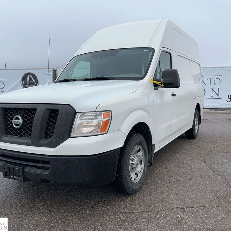 2012 NISSAN NV2500HD