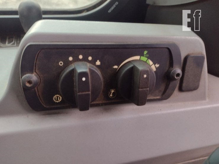 caterpillar-d7e-image-15