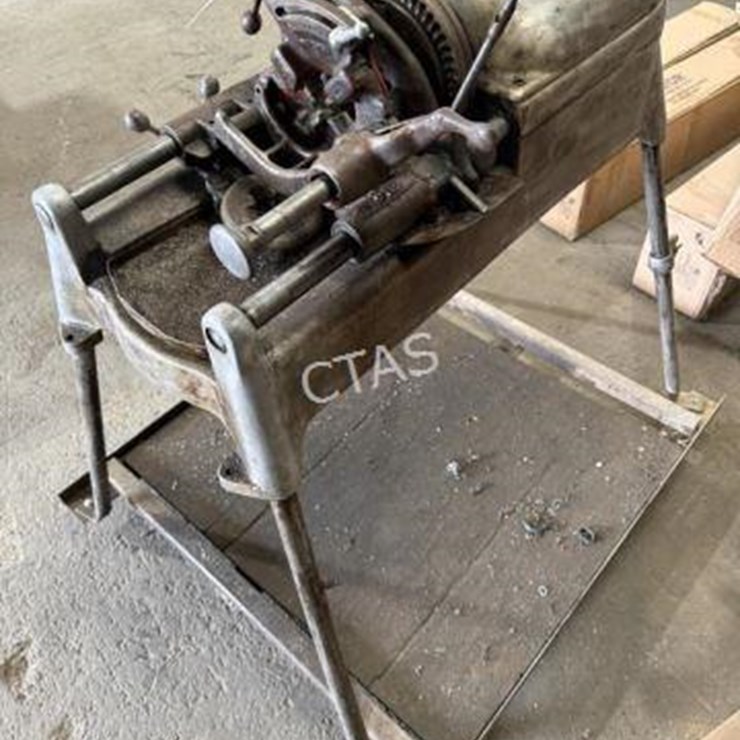 #155 • Rigid Pipe Threader on Stand
