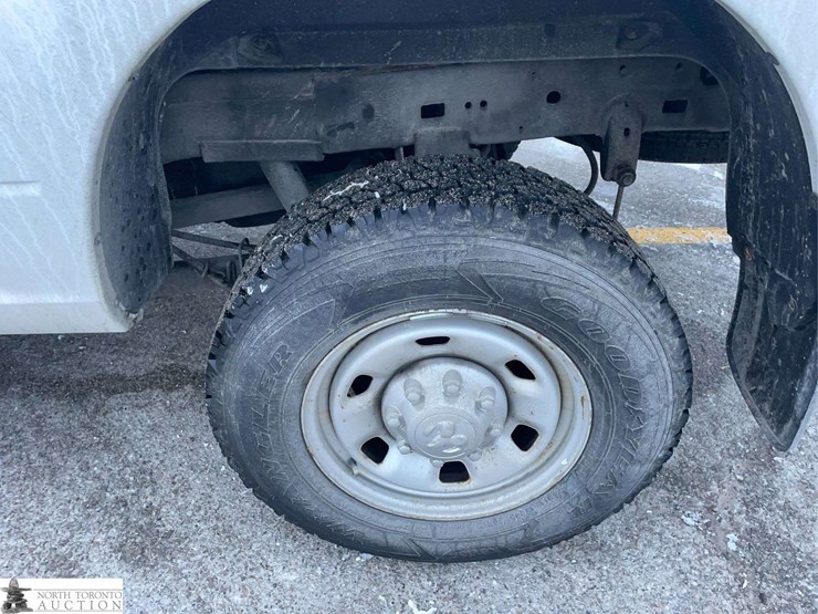 2015-dodge-2500-image-21