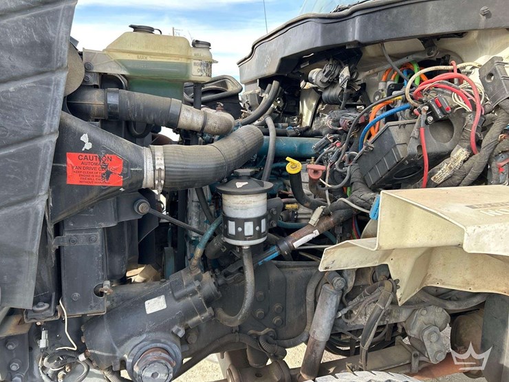 2007-international-derrick-digger-truck-image-9