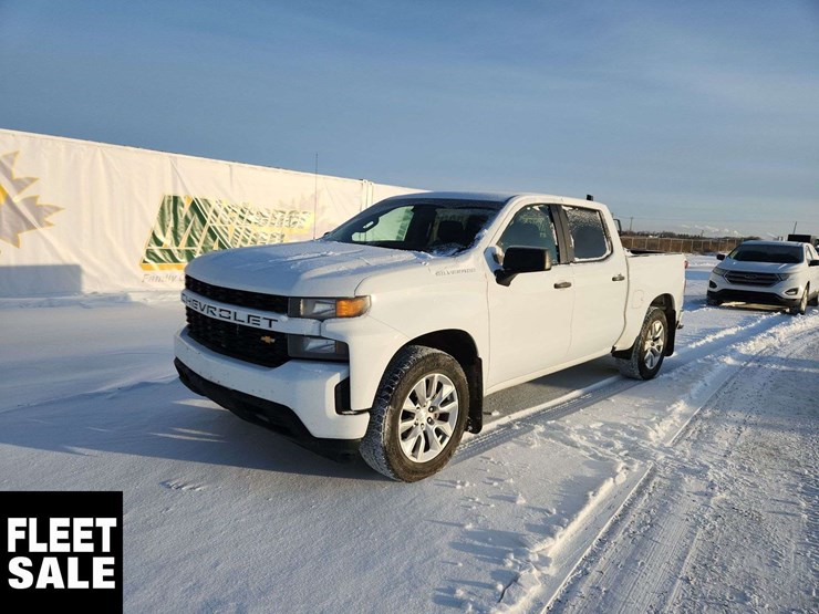 2019-chevrolet-silverado-1500-image-1