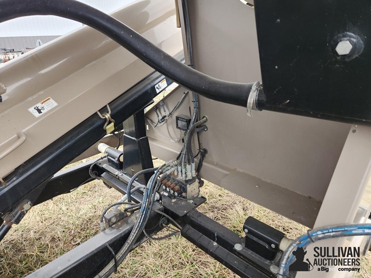 2013-j&m-275st-image-11