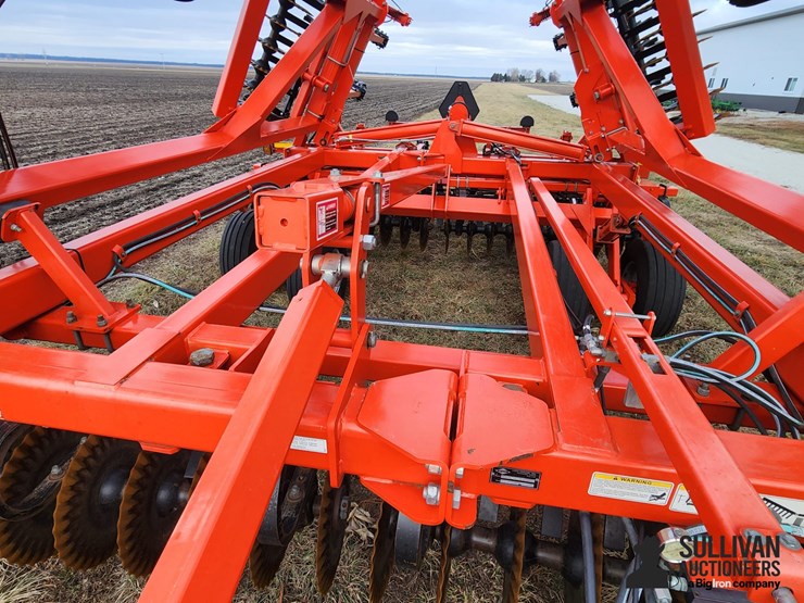 2013-kuhn-krause-excelerator-8000-image-12