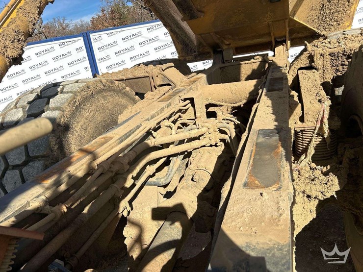 2015-komatsu-hm400-3-image-21