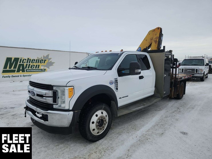 2017-ford-f550-image-1